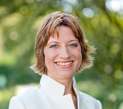 Portraitfoto Iris Gräßler Portraitfoto Iris Gräßler