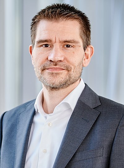 Portraitfoto Stefan Randl Portraitfoto Stefan Randl